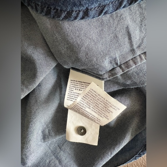 Calvin Klein Jeans Ombré Chambray Denim Shirt - Picture 7 of 7